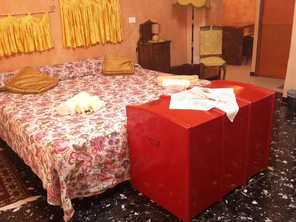 B&B Au Caruggiu チェリアーレ 部屋 写真