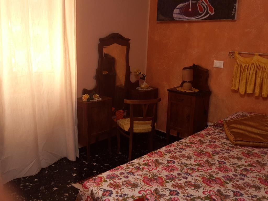 B&B Au Caruggiu チェリアーレ 部屋 写真